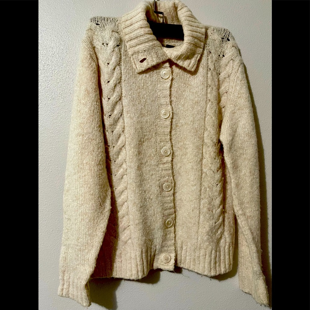 Women’s L.L.Bean Wool Ivory Cardigan Medium